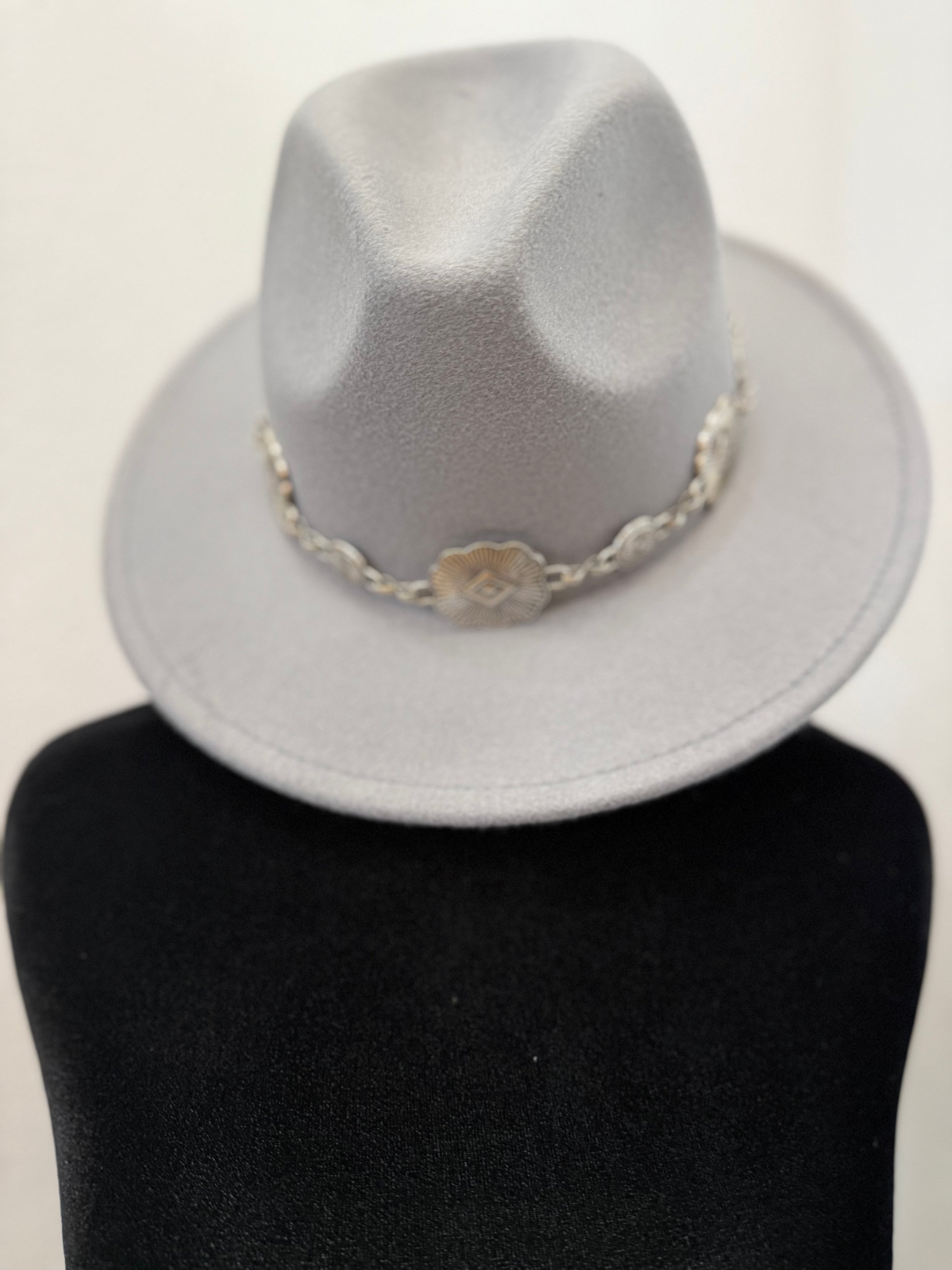 Gray hat